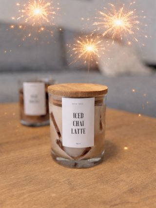 VOSK•OVKA uzavírá svůj první (necelý) rok a rádi bychom Vám popřáli především zdravíčko, radost ze života, lásky pytel,...